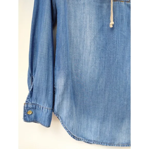 Anthropologie Cloth & Stone Chambray Lace Up Top Size XS - Picture 6 of 11